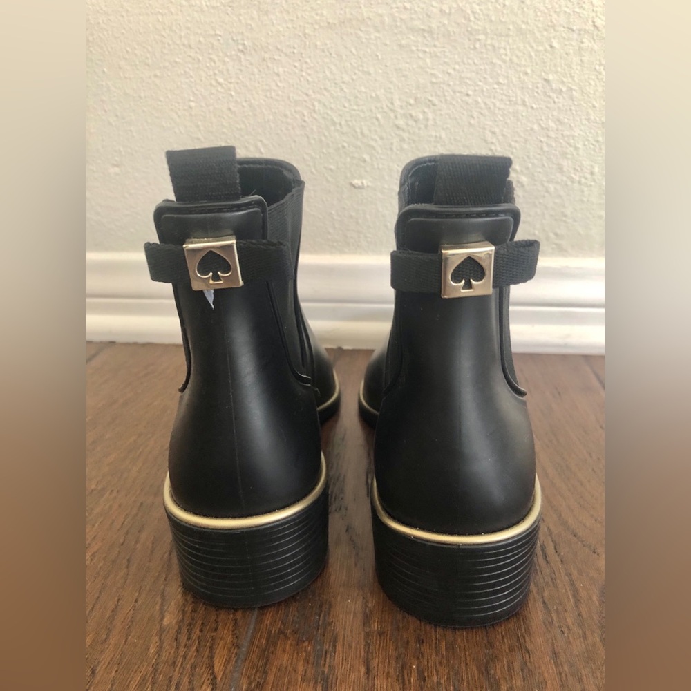 kate spade Telly Black Chelsea Ankle Rain Boots Gold Trim size 7 EUC - Picture 4 of 7